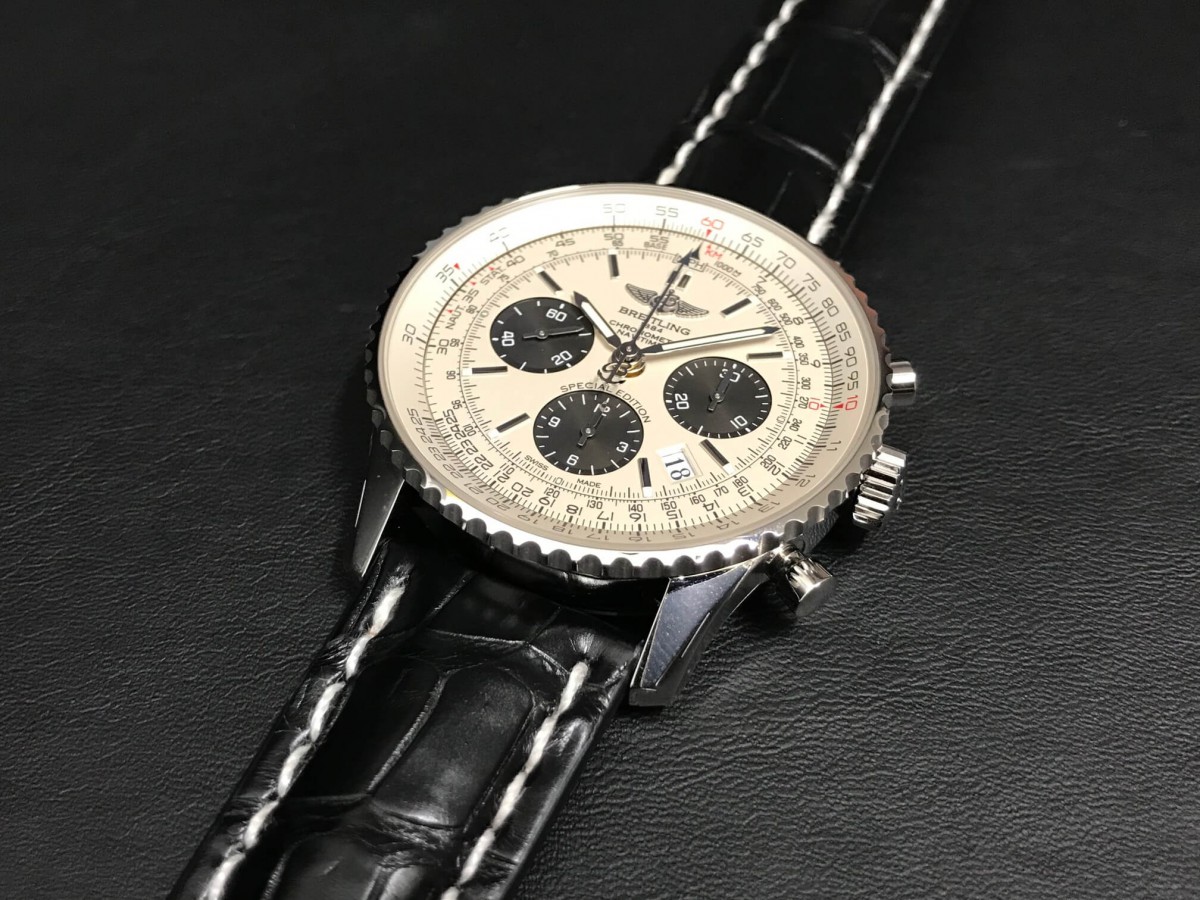 革ベルトが似合うナビタイマー - 精光堂 -SEIKODO- 輸入時計正規販売・高品質ダイヤモンド専門店