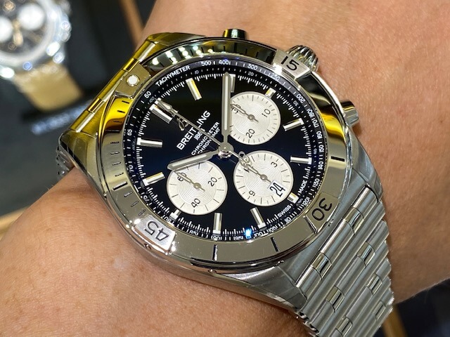 【113145】BREITLING ブライトリング  AB0134101B2A1 クロノマット B01 42 ジャパン エディション ブラックダイヤル SS 自動巻き ギャランティーカード 純正ボックス サイドシール 腕時計 時計 WATCH メンズ 男性 男 紳士 【未使用品】