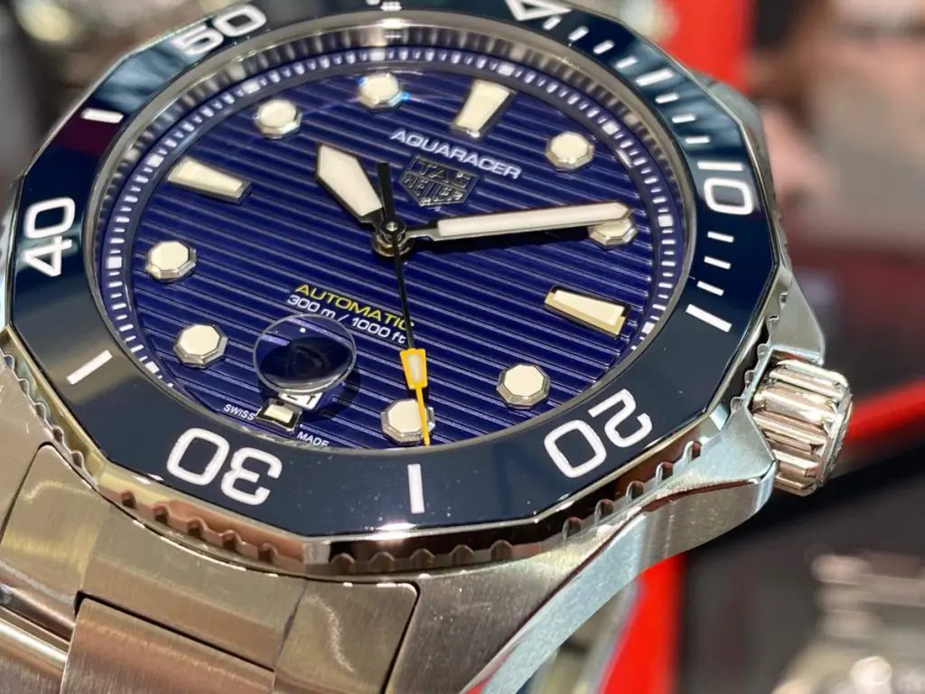 TAGHEUER タグホイヤー　機械式時計　アクアレーサー300