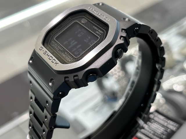 カシオ Ｇショック G-SHOCK GMW-B5000MB-1JF【ほぼ新品】