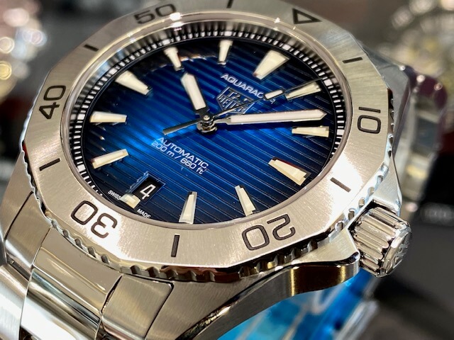 タグ・ホイヤー TAG HEUER アクアレーサー　プロフェッショナル200　キャリーバー WBP2111・BA0627 ブルー ステンレススチール SS メンズ 腕時計