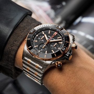 BREITLING スーパークロノマット B01 44 UB0136251B1U1