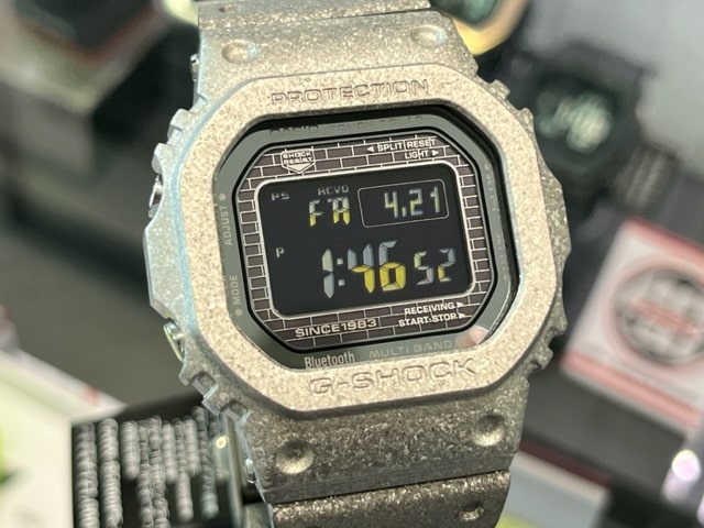 本日発売、G-SHOCK誕生40周年を祝う限定モデル「GMW-B5000PS-1JR ...