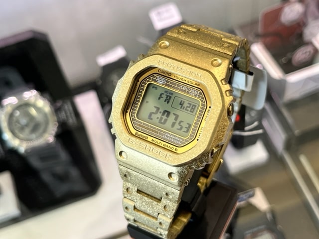 残り一本です！G-SHOCK誕生40周年記念モデル「GMW-B5000PG-9JR ...