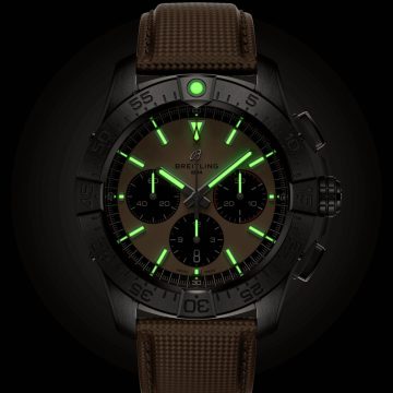 BREITLING アベンジャー B01 クロノグラフ 44 AB0147101A1X1