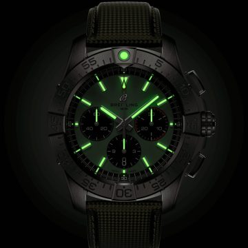 BREITLING アベンジャー B01 クロノグラフ 44 AB0147101L1X1