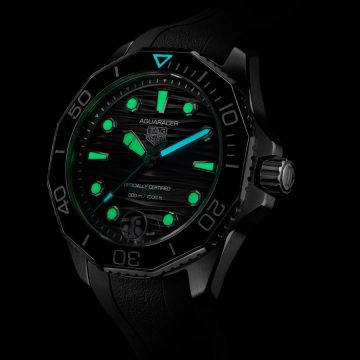 TAG Heuer タグ・ホイヤー アクアレーサー プロフェッショナル300 WBP5110.FT6257