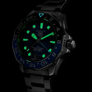 TAG Heuer タグ・ホイヤー アクアレーサー プロフェッショナル300 GMT WBP5114.BA0013