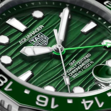 TAG Heuer タグ・ホイヤー アクアレーサー プロフェッショナル300 GMT WBP5115.BA0013