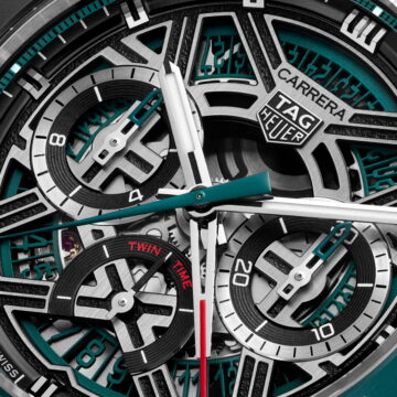 TAG Heuer タグ・ホイヤー カレラ クロノグラフ エクストリームスポーツ ツインタイム CBU2084.FT6297